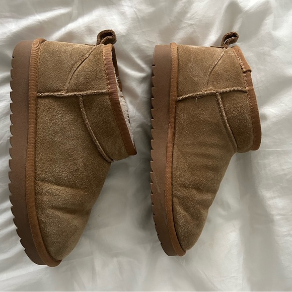 Cushionaire Ankle Fur Boots - Picture 6 of 7